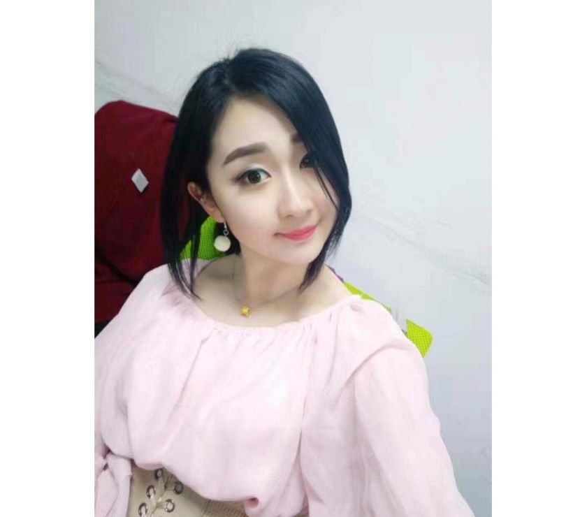 Belle japonaise pour massage sur Paris